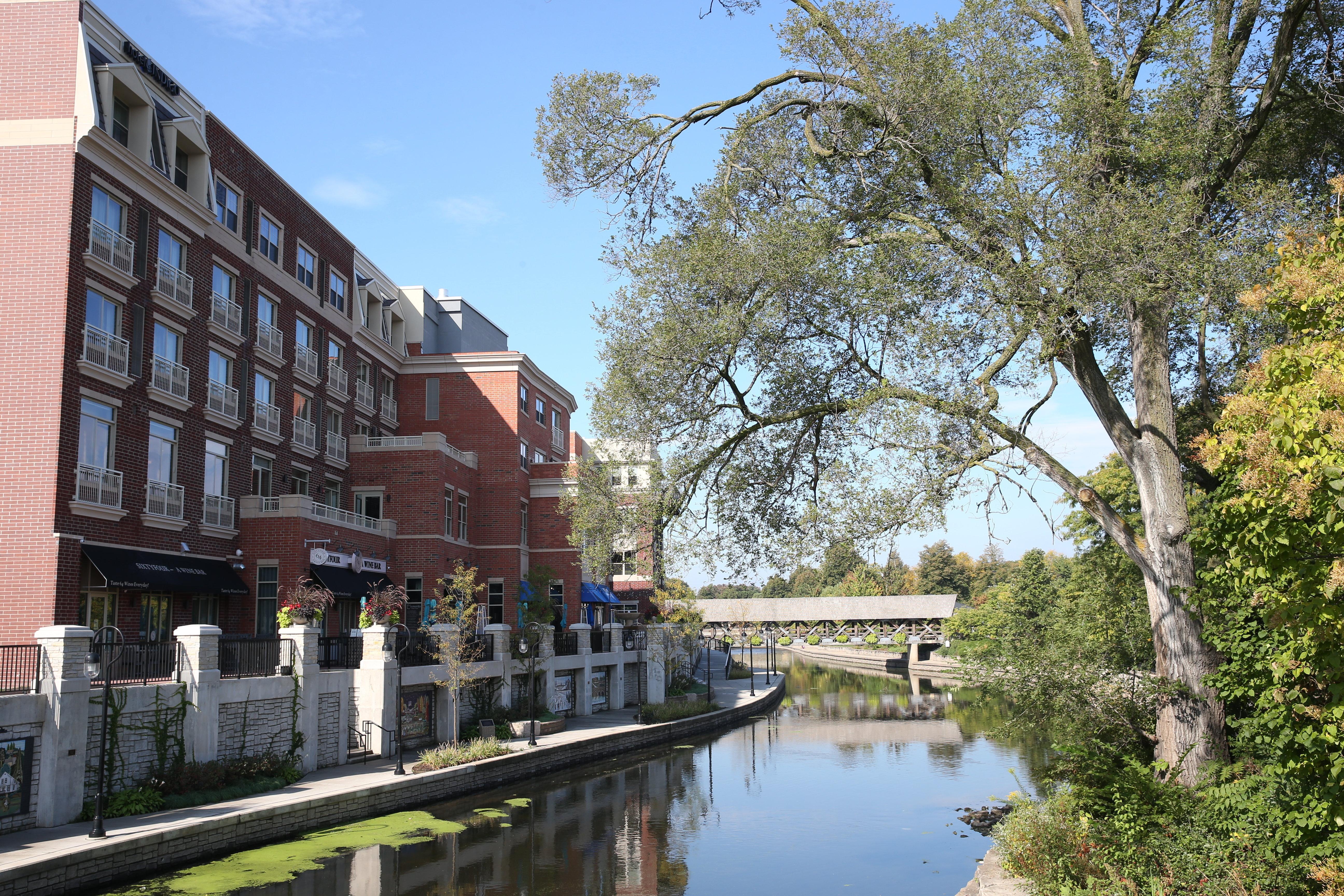 Hotel Indigo Naperville Riverwalk, an IHG Hotel Buitenkant foto
