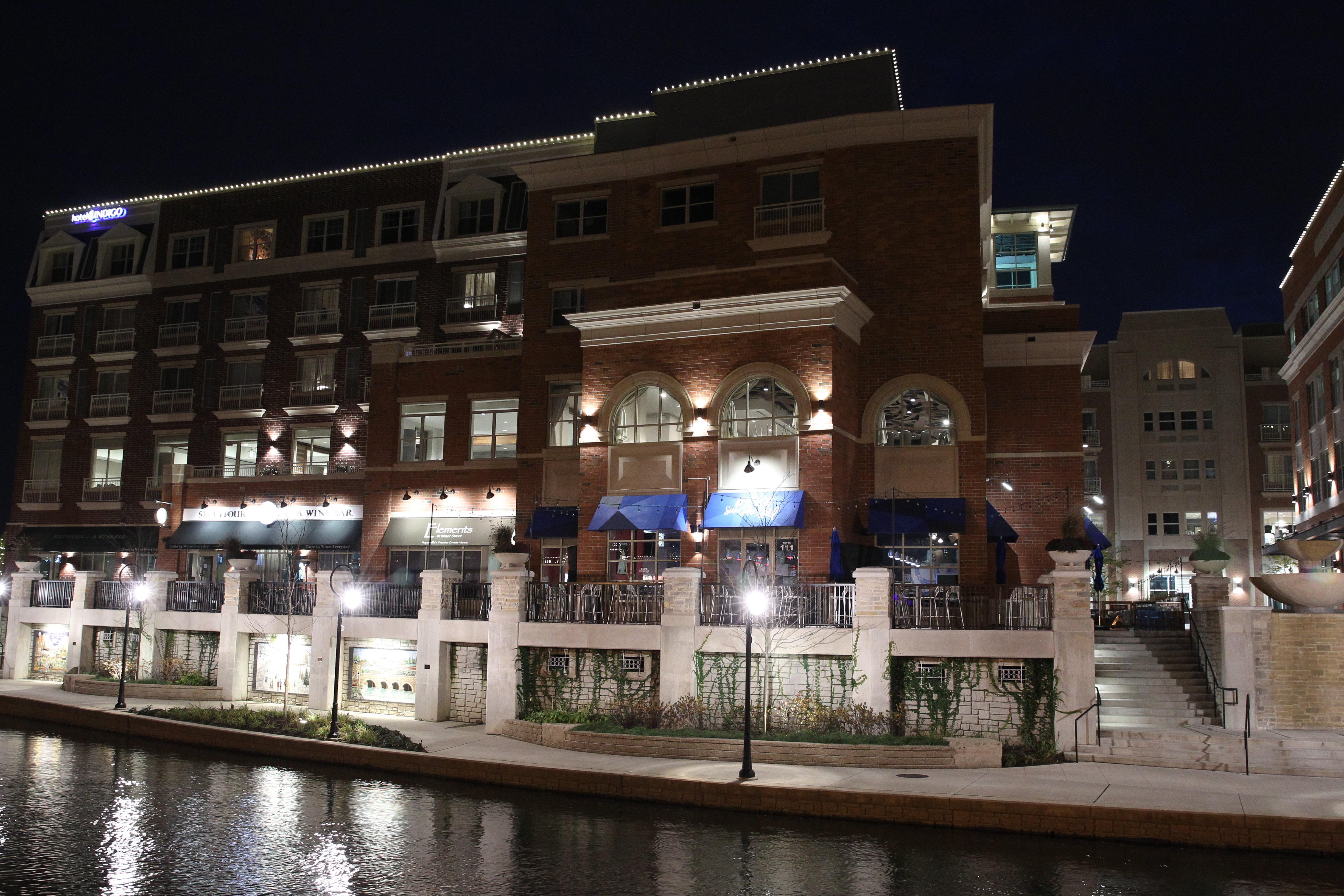 Hotel Indigo Naperville Riverwalk, an IHG Hotel Buitenkant foto